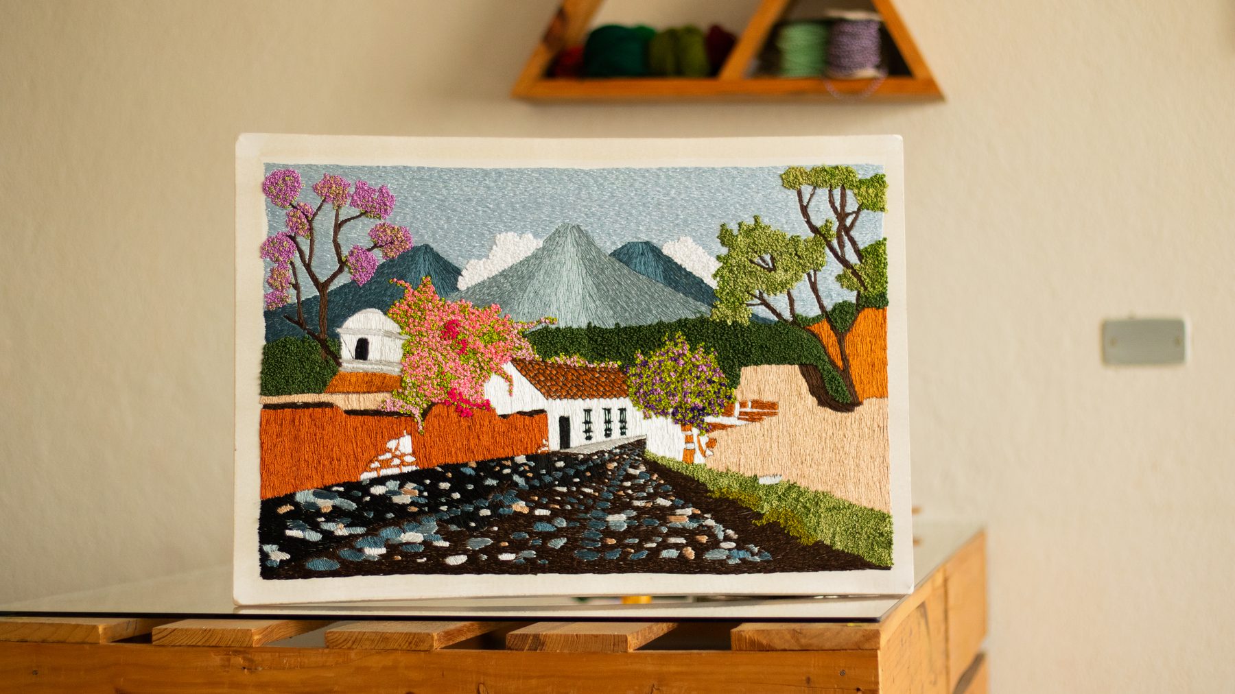 Proyecto artístico terminado sobre lienzo
